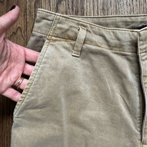 GAP Midrise Loose Khaki Cargo Pants Size 4 - Picture 7 of 10